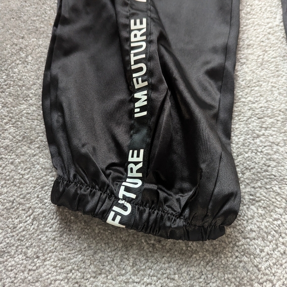 "I'm future" black silky track pants - Picture 3 of 4